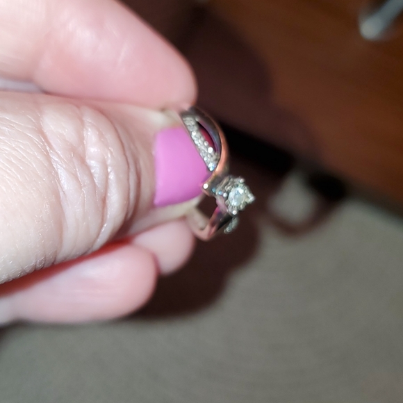 Diamond ring - Picture 3 of 3